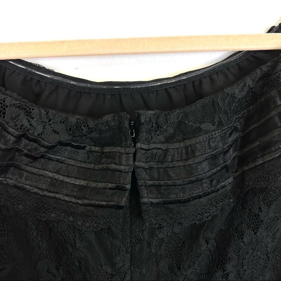 Lovers and Friends Cass Dress in Night Black Lace Size Small - Picture 5 of 11